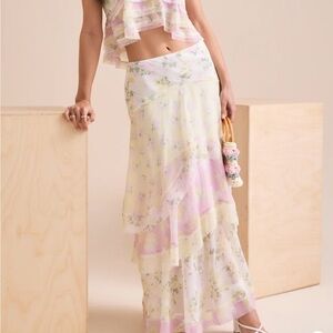 Bellani Tiered Midi Skirt